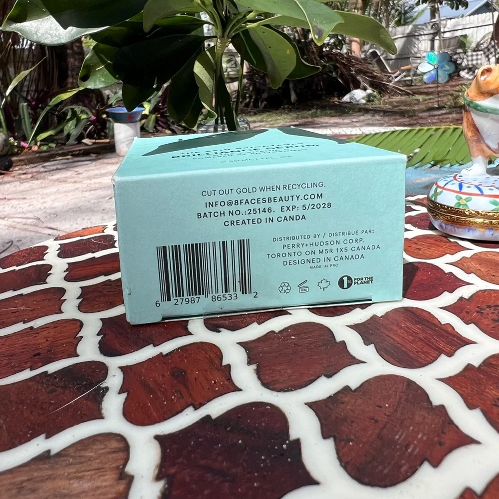 $108 serum, half off! New in box. Box got lil’ wet.